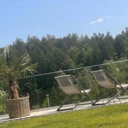 Deluxe * Freyung